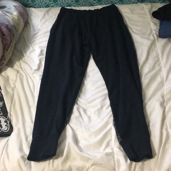 Joggers - Picture 2 of 2